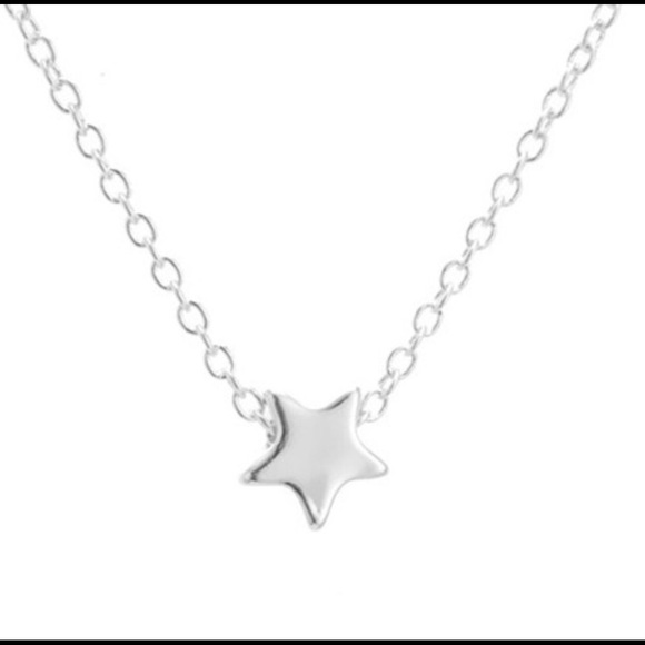 Tiny Star Dainty Pendant Silver Necklace - Picture 2 of 3